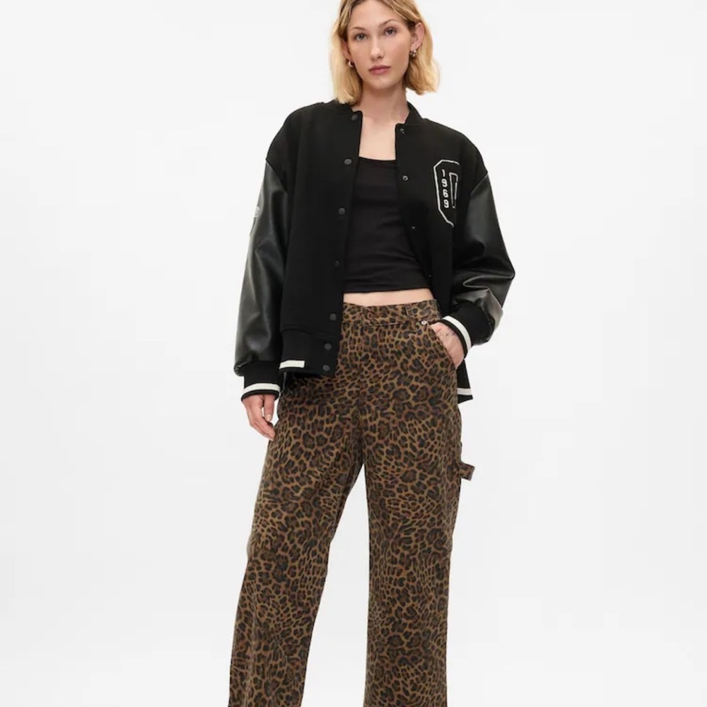 GAP Women's Leopard Print Carpenter Pants PETITE